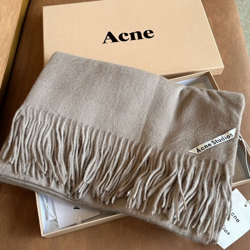 Acne Scarf